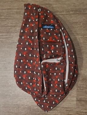 Kavu Brown and Red Raccoon-Print Rope Sling Bag